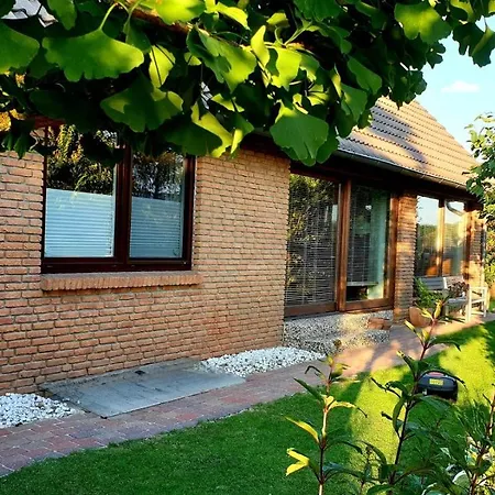 Lueneburg-Melbeck, 105 Qm Mit Fernsicht, Ruhige Sackgasse, Wallbox, Fussbodenheizung Extérieur photo