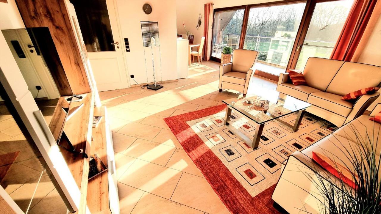Lueneburg-melbeck, 105 Qm Mit Fernsicht, Ruhige Sackgasse, Wallbox, Fussbodenheizung Appartement *